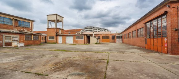  مستودع في Moncalieri, Italy 9000متر مربع رقم 55433 50