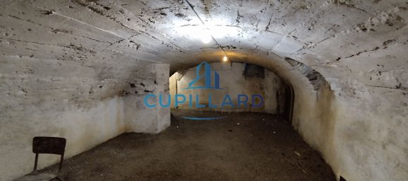 Casa T6 em Saint-Vincent-de-Boisset, France N.º 197942 7