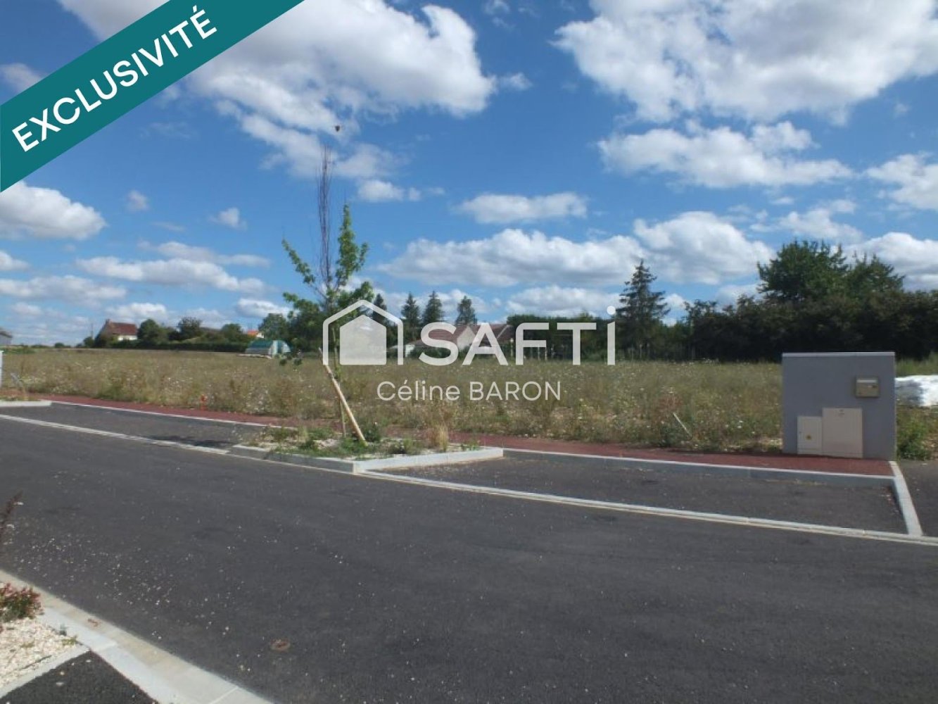 Terrain à Niherne, France 658m² No. 56248