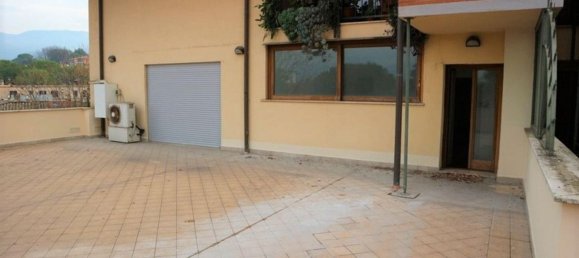 326m² Office in Terni, Italy No. 71483 4