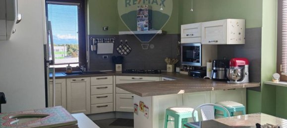 Квартира с 4 спальнями в Бейнаско, Италия № 323116 23