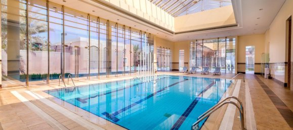 5 bedrooms Villa in Abu Dhabi Gate City, UAE No. 40030 6