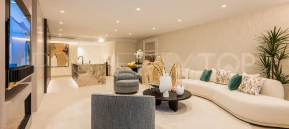 4 bedrooms Apartment in Estepona, Spain No. 137472 3