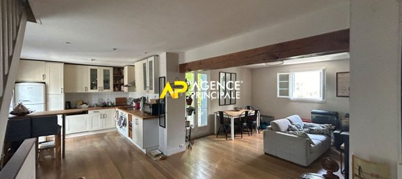 Casa de 4 dormitorios en Bezons, France No. 173764 15