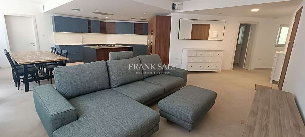 Квартира с 3 спальнями в Моста, Мальта № 10328