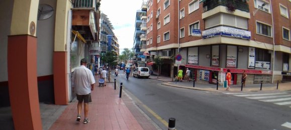 Коммерческая недвижимость 25м² в Бенидорм, Испания № 150372 4