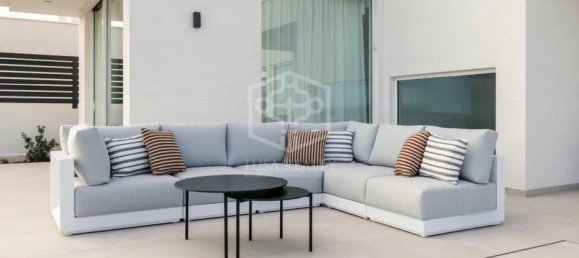 5 bedrooms Villa in Adeje, Spain No. 16354 9