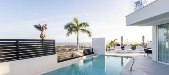 5 bedrooms Villa in Adeje, Spain No. 16354 4