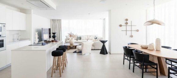 5 bedrooms Villa in Adeje, Spain No. 16354 17