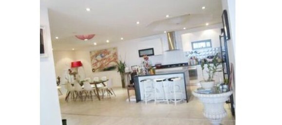 4 chambres Appartement à Hai Ba Trung, Vietnam No. 5561 3