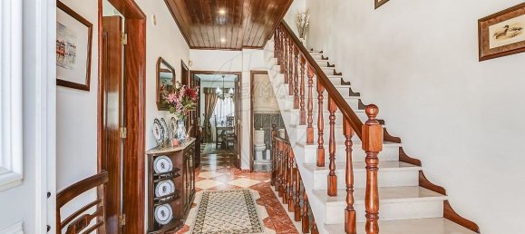 4 Schlafzimmer Villa in Amadora, Portugal, Nr. 48317 2