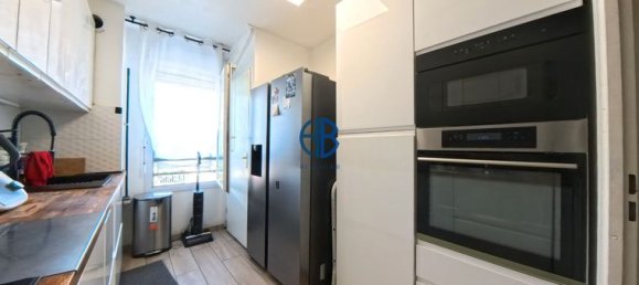 3 chambres Duplex à Stains, France No. 360072 3