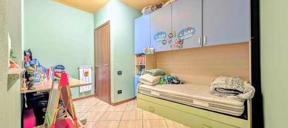 3 rooms Apartment in Cura Carpignano, Italy No. 279034 15