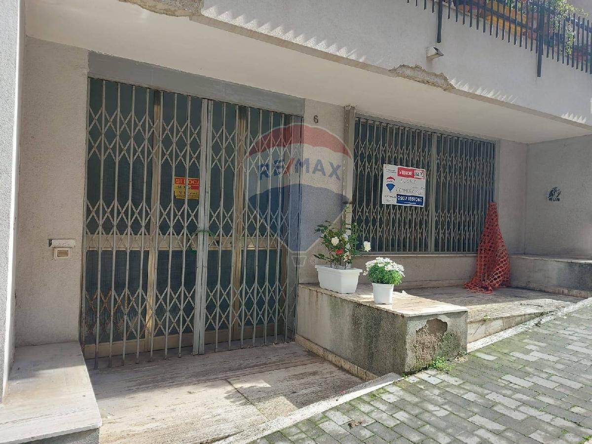 10 غرف نوم عقار تجاري في Ragusa, Italy رقم 55102