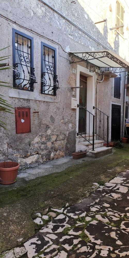 2 rooms Apartment in Palestrina, Italy No. 107556