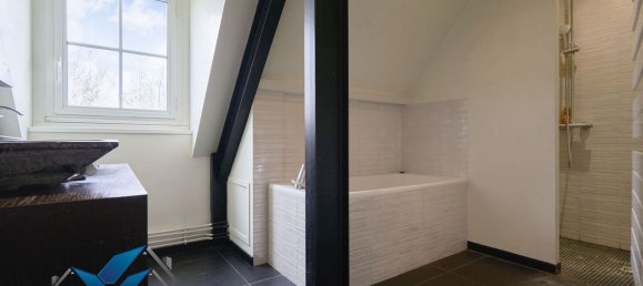 Casa de 5 dormitorios en Verlinghem, France No. 338178 15