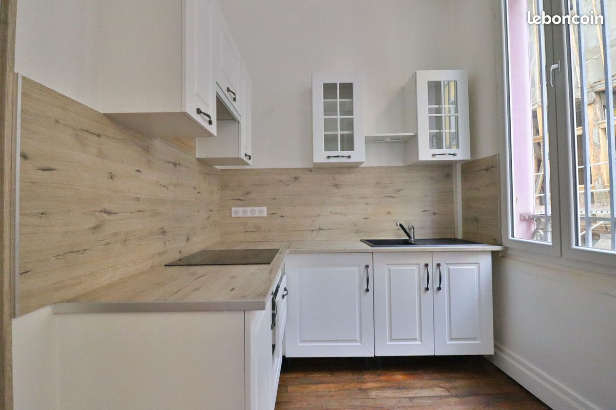 Квартира с 2 спальнями в Труа, Франция № 68834