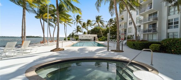 1 bedroom Commercial property for sale in Miami, Miami-Dade, Florida, USA № 615280 8