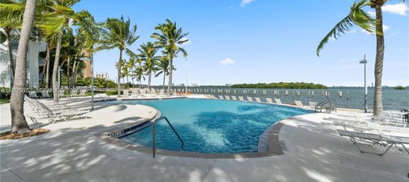 1 bedroom Commercial property for sale in Miami, Miami-Dade, Florida, USA № 615280 2