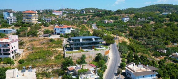 6 rooms Villa in Alanya, Turkey No. 33681 2