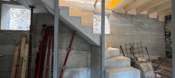 4 rooms House in Domaso, Italy No. 75290 8