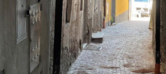 4 rooms House in Domaso, Italy No. 75290 4