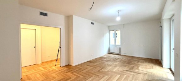 2 bedrooms Apartment in Bergamo, Italy No. 287854 3