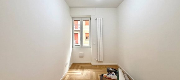 2 bedrooms Apartment in Bergamo, Italy No. 287854 12