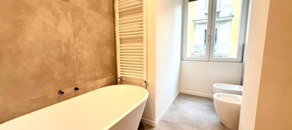 2 bedrooms Apartment in Bergamo, Italy No. 287854 8