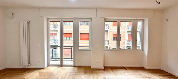 2 bedrooms Apartment in Bergamo, Italy No. 287854 4