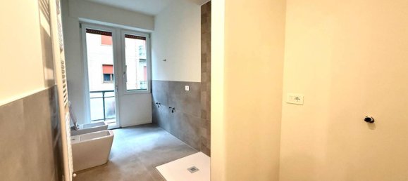 2 bedrooms Apartment in Bergamo, Italy No. 287854 9