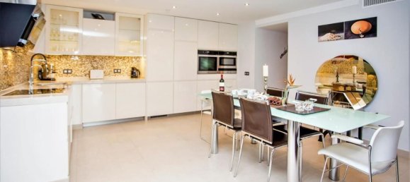 7 Schlafzimmer Villa in Marbella, Spain, Nr. 117803 18