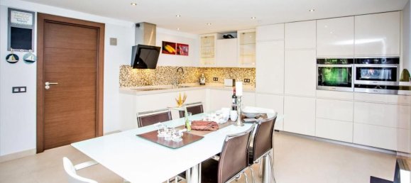 7 Schlafzimmer Villa in Marbella, Spain, Nr. 117803 17