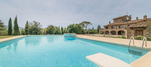 Вилла с 7 спальнями в Лучиньяно, Италия № 231 3