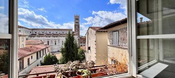Ático de 3 dormitorios en Lucca, Italy No. 77769 2