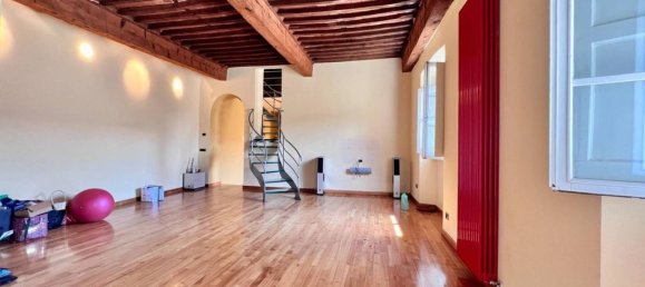 Ático de 3 dormitorios en Lucca, Italy No. 77769 9