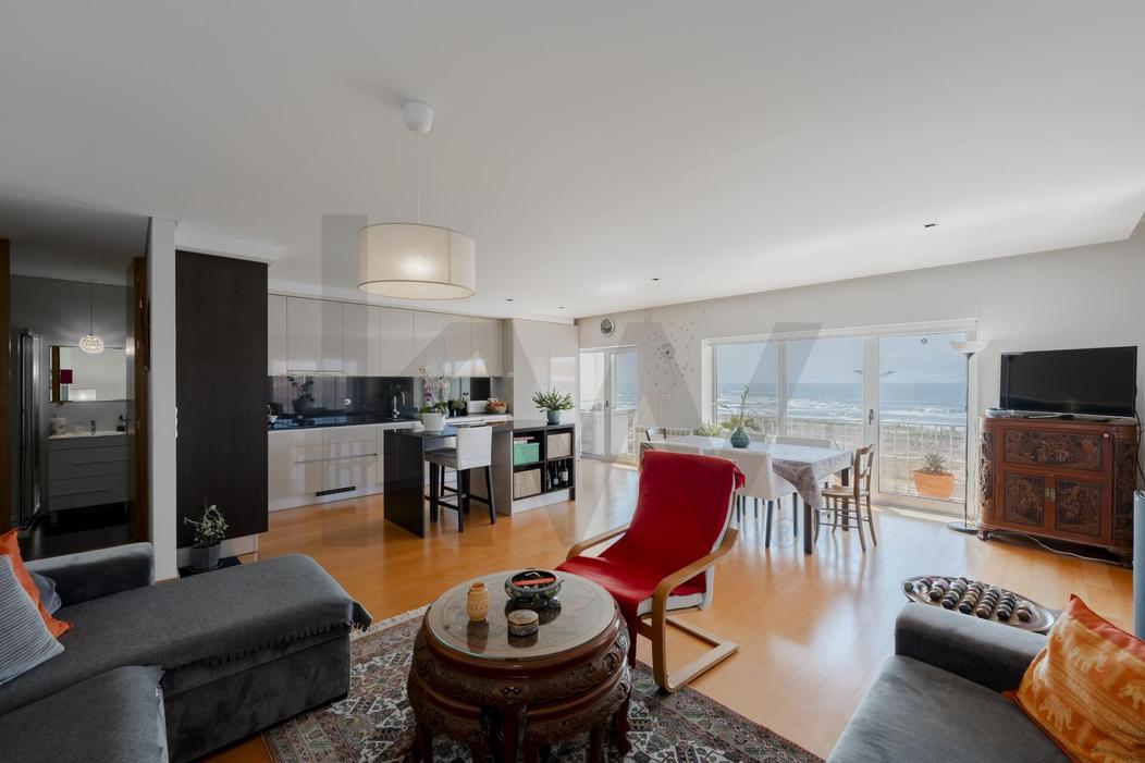 2 Schlafzimmer Wohnung in Arvore, Portugal, Nr. 343293