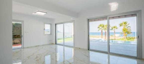 3 bedrooms House in Polis, Cyprus No. 7355 11