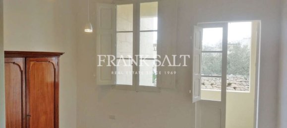 3 bedrooms Townhouse in Mosta, Malta No. 11288 3