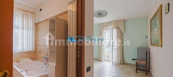 2 bedrooms Apartment in Massa, Italy No. 117197 7