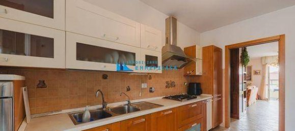 2 bedrooms Apartment in Massa, Italy No. 117197 2