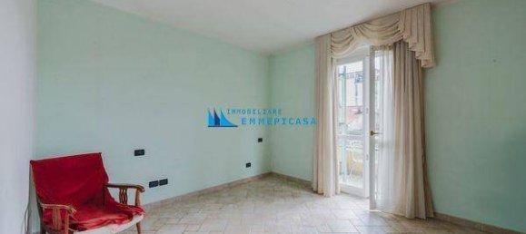 2 bedrooms Apartment in Massa, Italy No. 117197 8