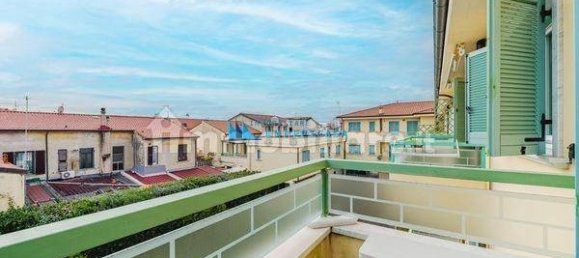 2 bedrooms Apartment in Massa, Italy No. 117197 4