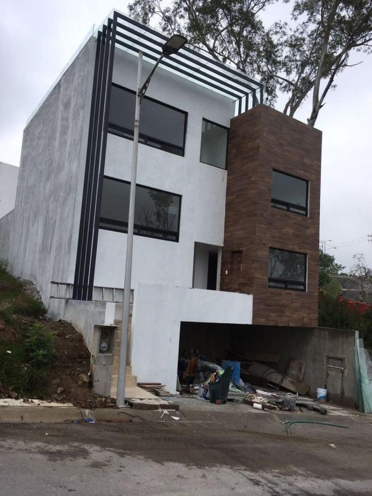 3 bedrooms House in Ciudad Lopez Mateos, Mexico No. 213712