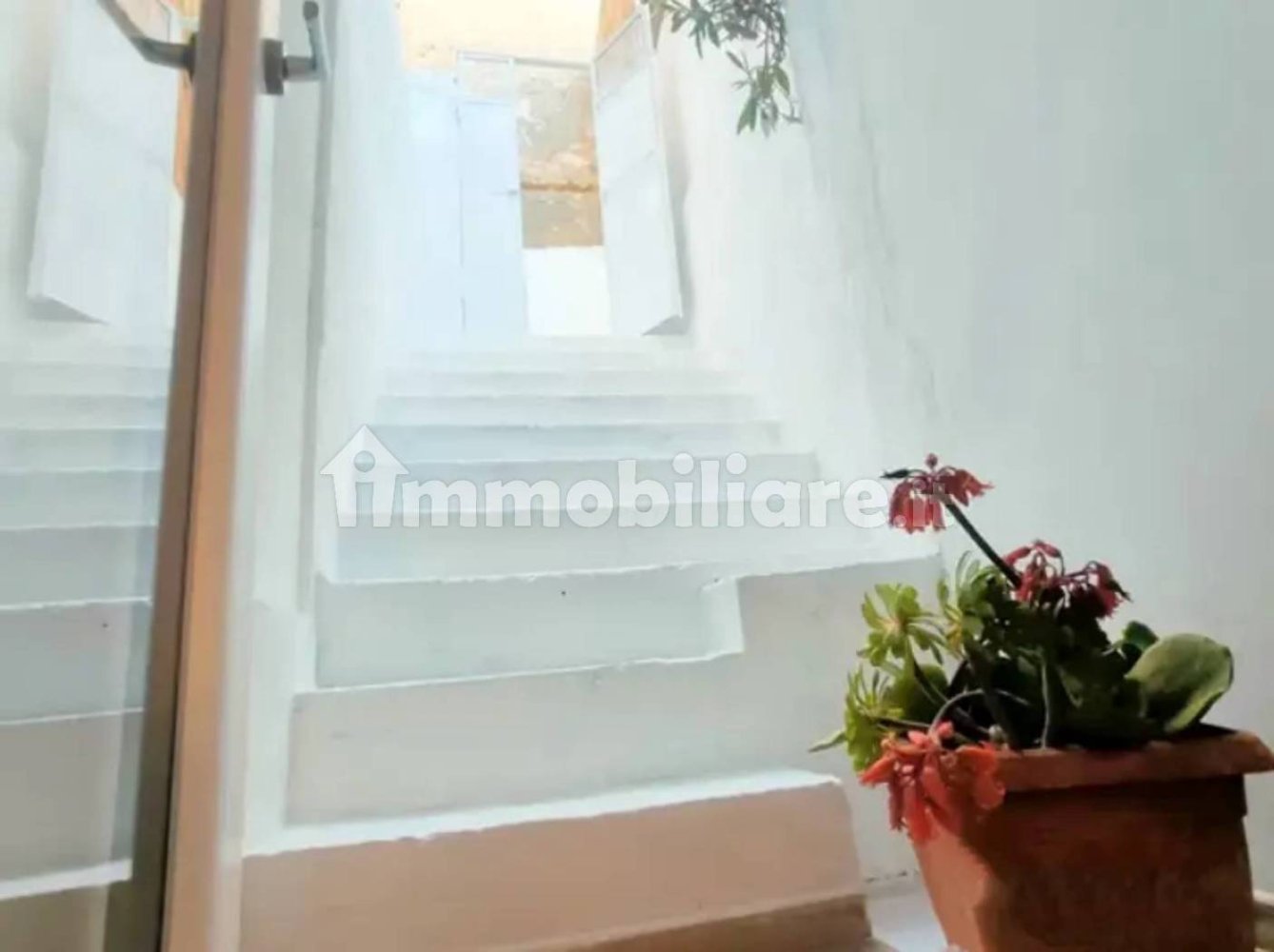 Apartamento T3 em Cagliari, Italy N.º 50735