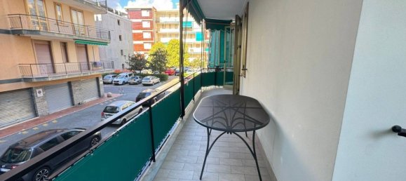 2 bedrooms Apartment in Borghetto Santo Spirito, Italy No. 354752 8