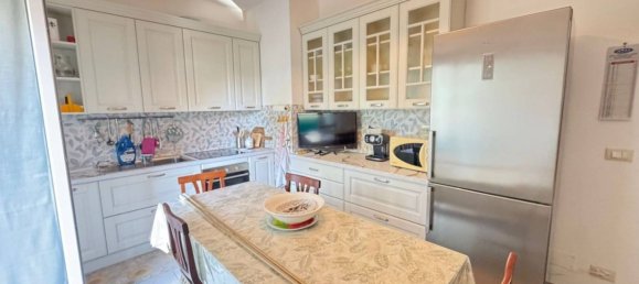 2 bedrooms Apartment in Borghetto Santo Spirito, Italy No. 354752 16