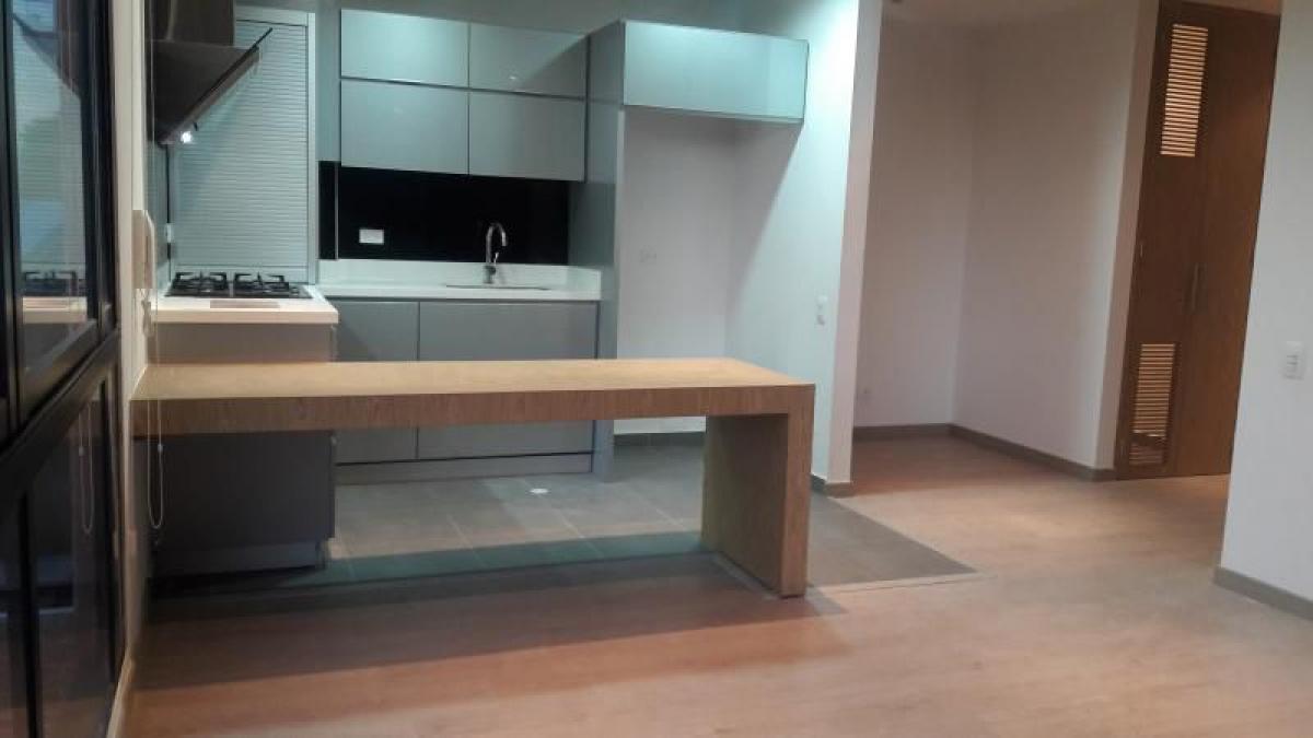 Estudio en Bogotá, Colombia No. 13020