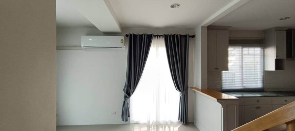 3 chambres villa à vendre à Pattaya, Chonburi, Eastern Thailand, Thailand № 175704 10