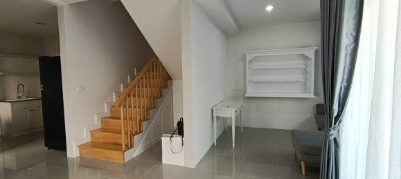 3 chambres villa à vendre à Pattaya, Chonburi, Eastern Thailand, Thailand № 175704 11